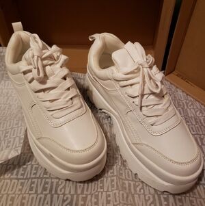 Women's White Sneakers